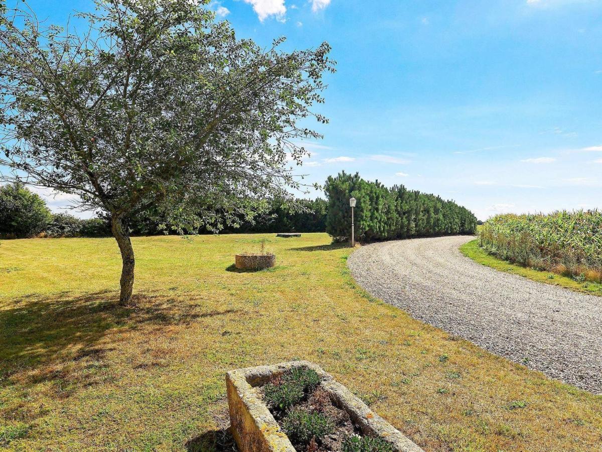 6 Person Holiday Home In Fåborg Extérieur photo