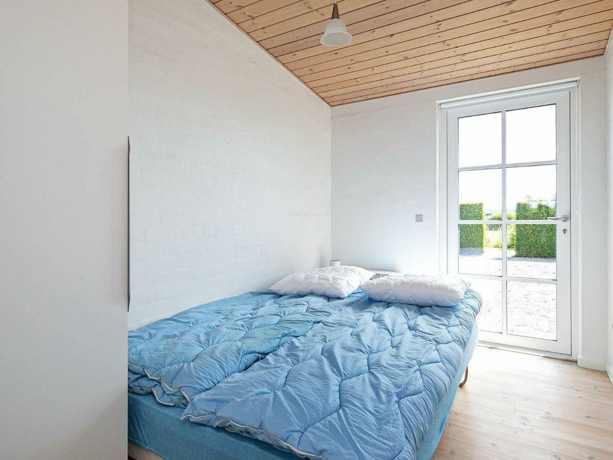 6 Person Holiday Home In Fåborg Extérieur photo