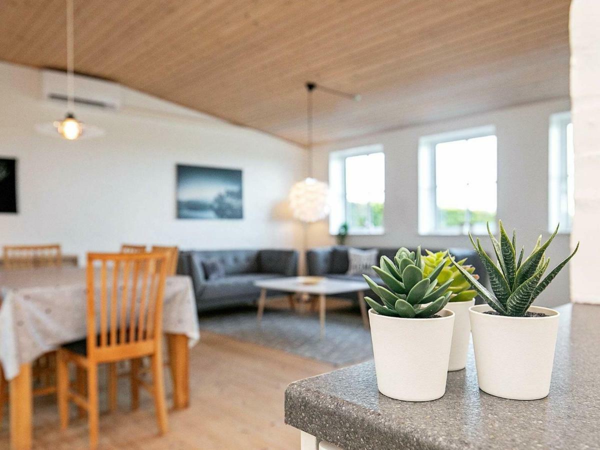 6 Person Holiday Home In Fåborg Extérieur photo